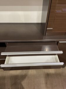 松田家具　３枚扉キッチンボード 2